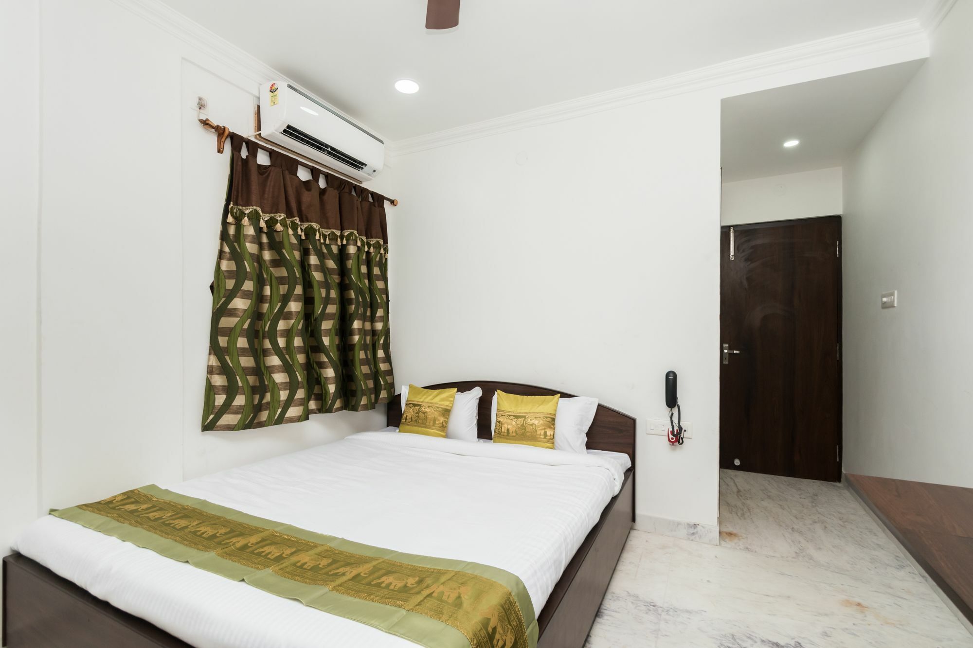 Super Hotel O New Town Near Axis Mall Formerly Spandan Inn Колката Екстер'єр фото