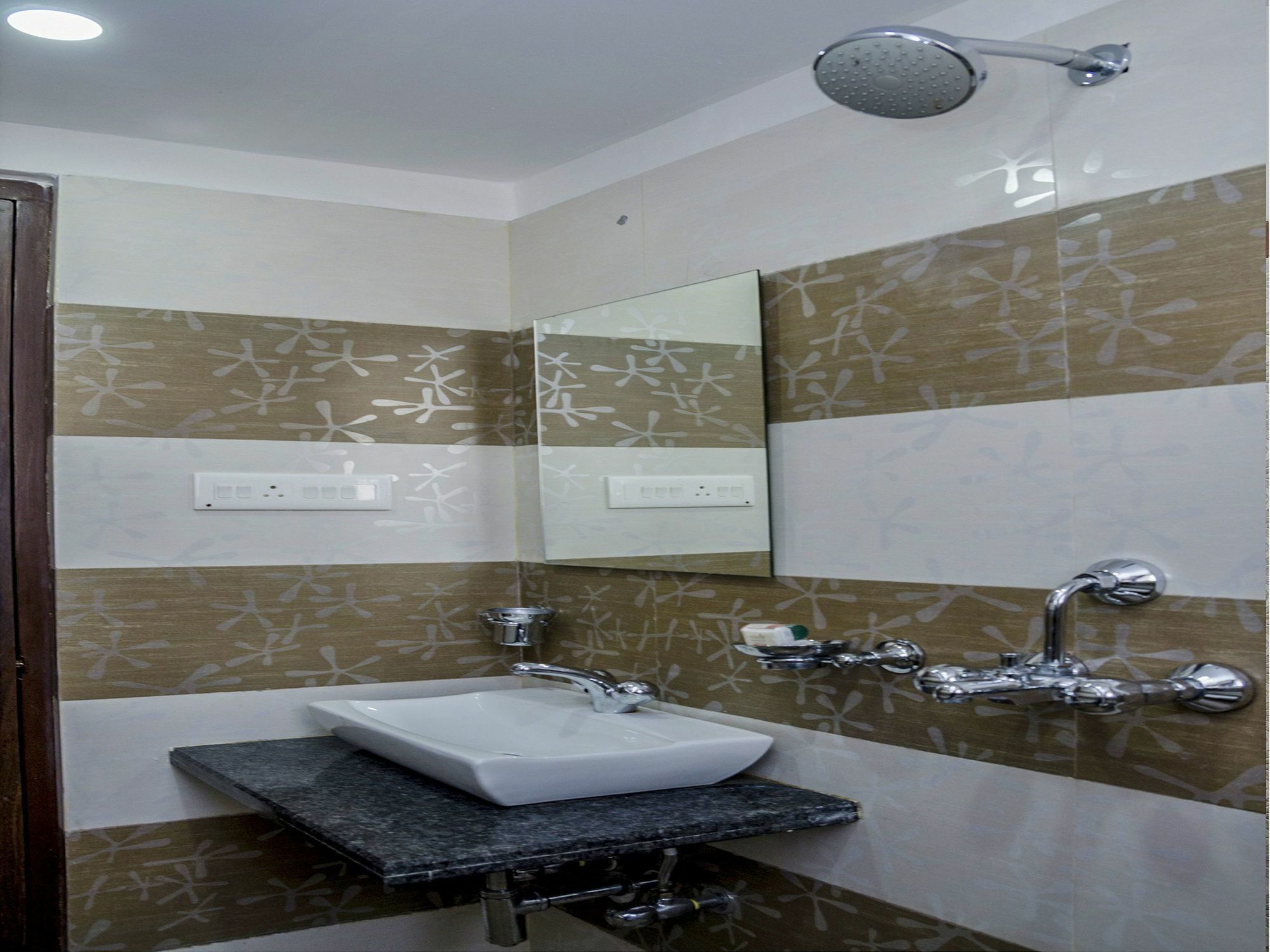 Super Hotel O New Town Near Axis Mall Formerly Spandan Inn Колката Екстер'єр фото